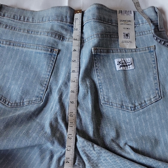 LEVI  Strauss  Boyfriend Light Blue Striped Women's Jeans Size 12 - Picture 10 of 16